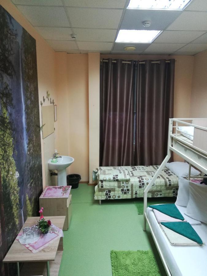 Dachny Hostel Nowosybirsk Zewnętrze zdjęcie