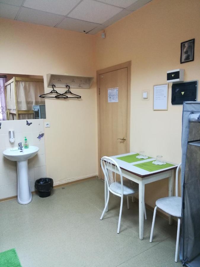 Dachny Hostel Nowosybirsk Zewnętrze zdjęcie